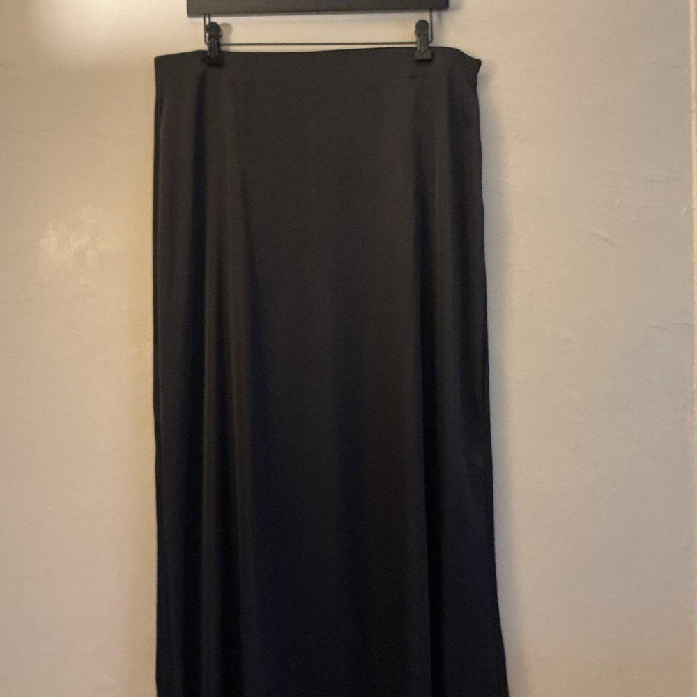 H&M Classic Black Maxi Skirt